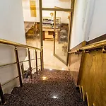 Artist Center *