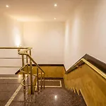 Hotel Artist Center *
