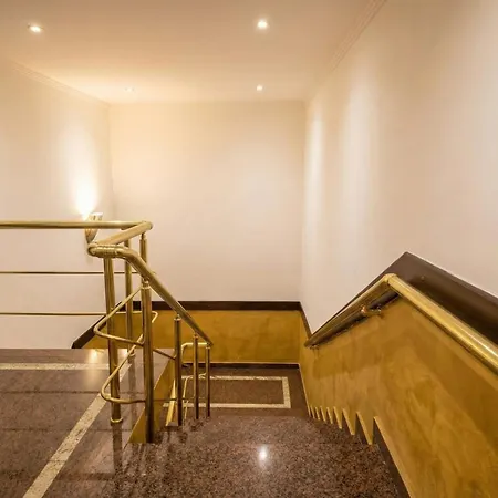Hotel Artist Center *
