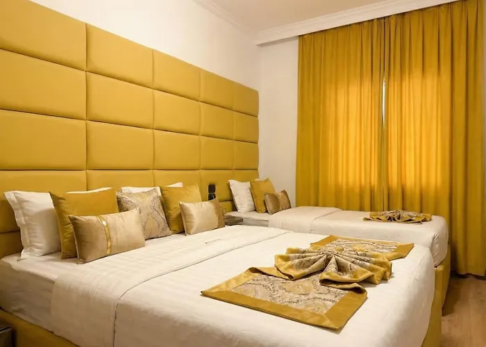 Artist Center Hotel