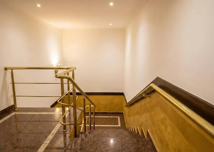 Hotel Artist Center *